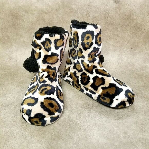 Warm & Cozy Womens  720930 Size 7/8 Brown Black Fabric Cheetah Print Bootie Slip - Picture 6 of 10